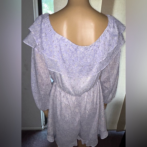 Express, lavender, off the shoulder romper. Sz L - Picture 11 of 14